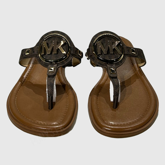 Women Pumps Aubrey Thong