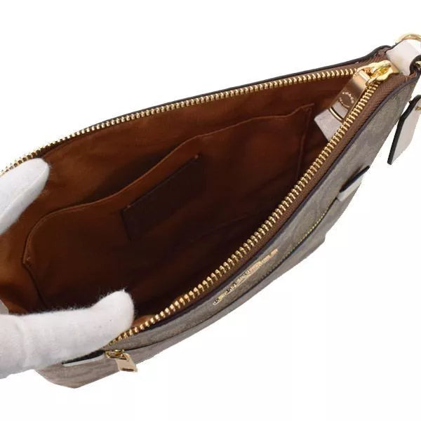 Women Sig Cross Body Massenger Bag (Coach)